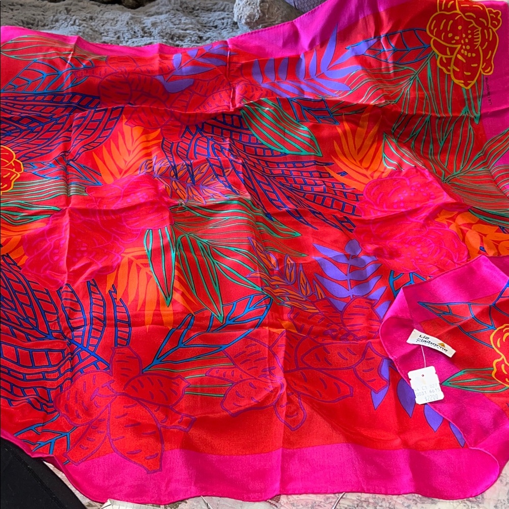 Vintage NWT Liz Claiborne Silk Scarf square 35”